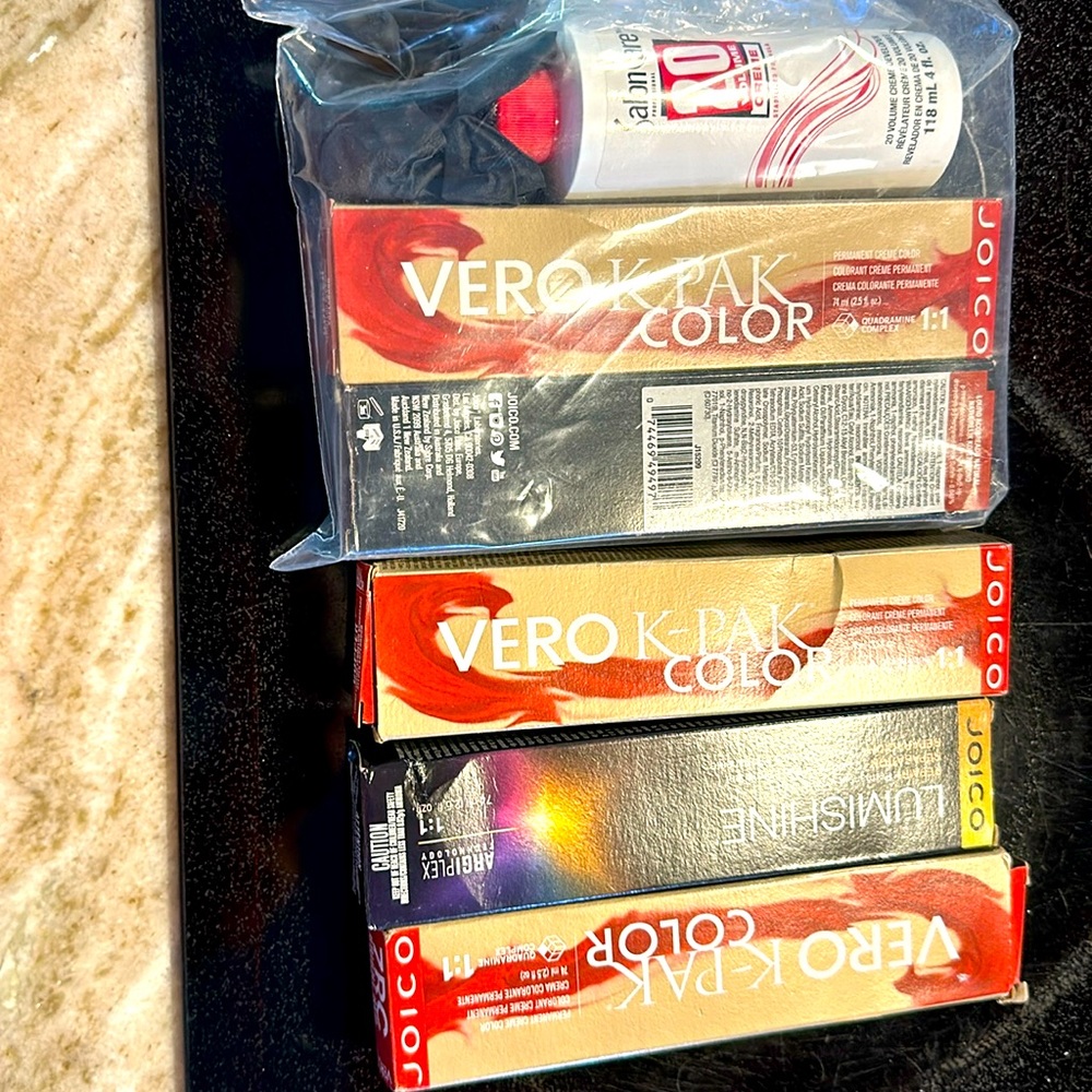 Joico reds 5 tubes un opened